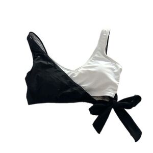 Black & white bathing suit top